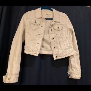 White jean jacket size small